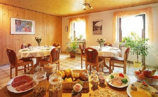 Gasthof Sproß 3*